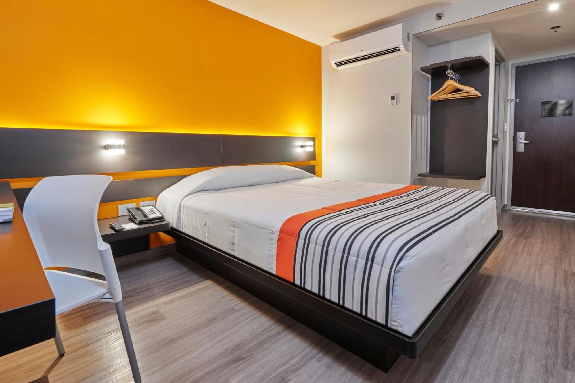 City Express Junior By Marriott Ciudad De Mexico Sullivan Экстерьер фото